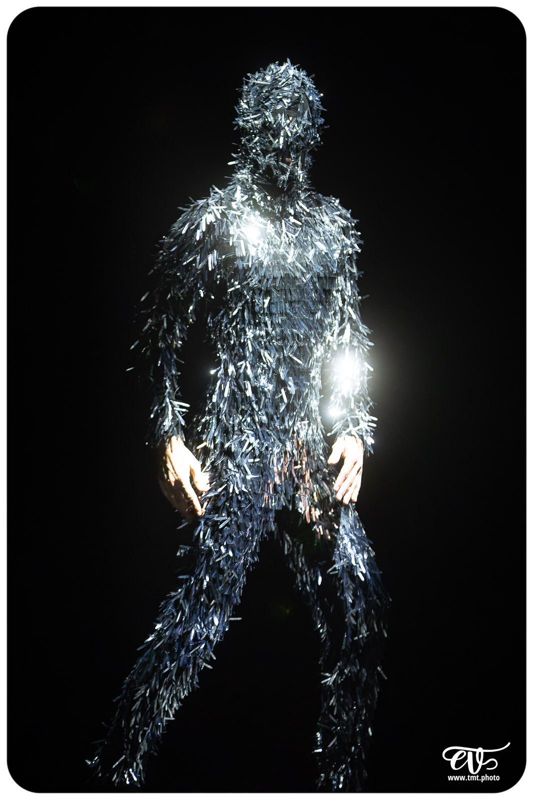 A4 (COMME LA FEUILLE) CIE CHICOS MAMBO